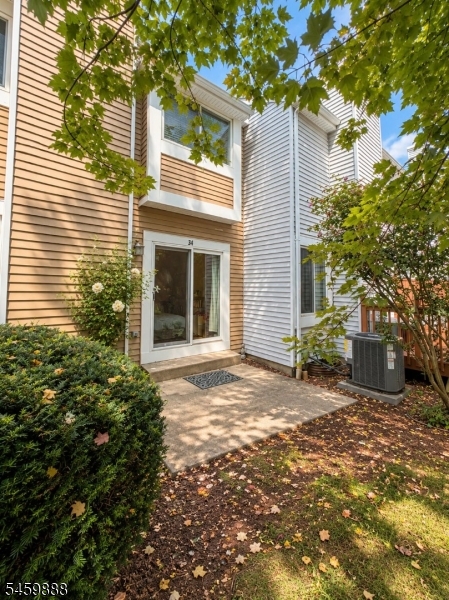 34 Whitehall Court Hillsborough NJ 08844