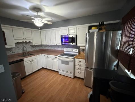 114 Tulsa Trail Hopatcong NJ 07843