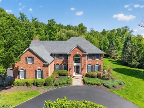 9 Haven Hill Rise Raritan NJ 08822