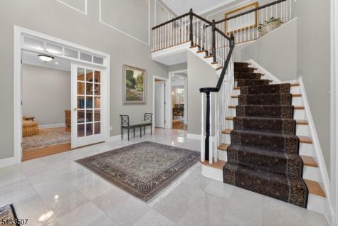 9 Haven Hill Rise Raritan NJ 08822