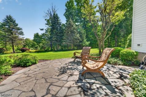9 Haven Hill Rise Raritan NJ 08822