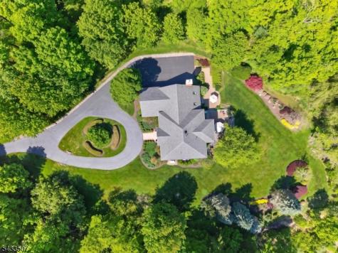 9 Haven Hill Rise Raritan NJ 08822