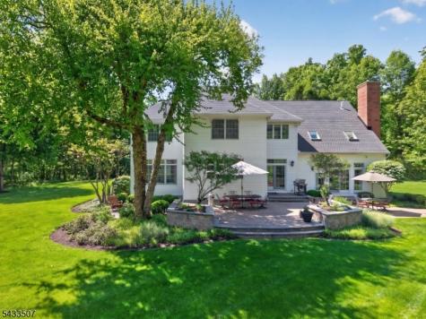 9 Haven Hill Rise Raritan NJ 08822