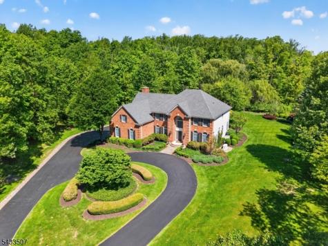 9 Haven Hill Rise Raritan NJ 08822