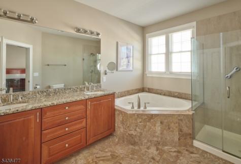 1329 Park Street Robbinsville NJ 08691