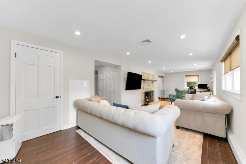 7 Fawn Drive Montville NJ 07045