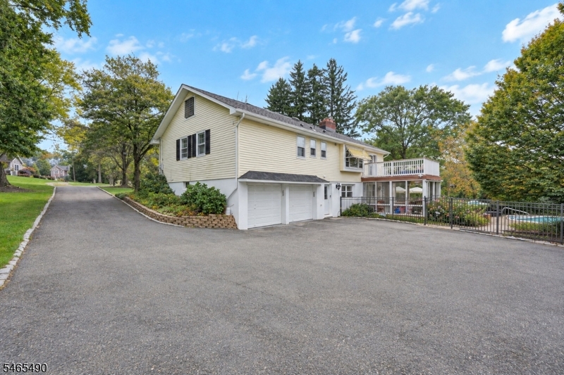 7 Fawn Drive Montville NJ 07045