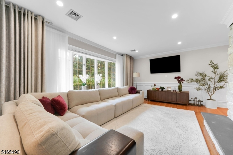7 Fawn Drive Montville NJ 07045