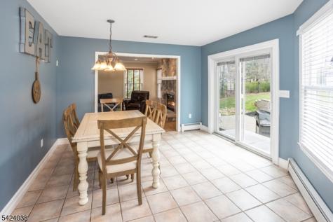 25 Tamarack Drive Roxbury NJ 07876