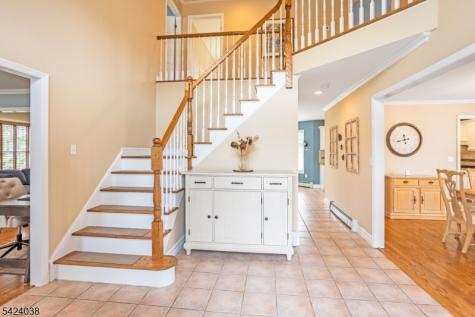 25 Tamarack Drive Roxbury NJ 07876