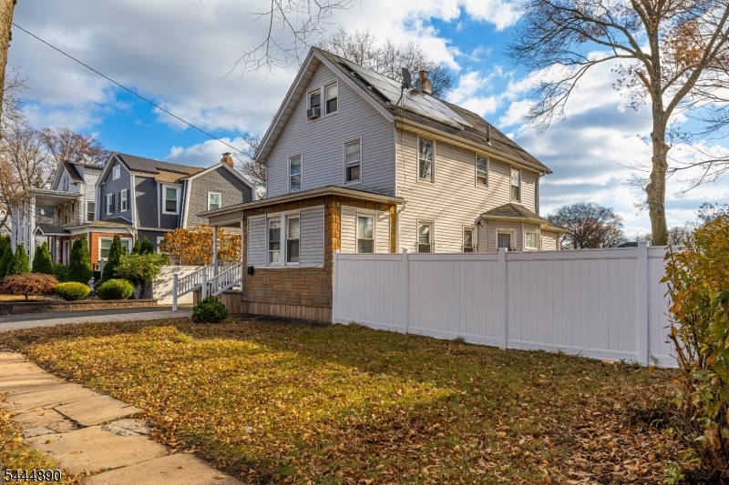312 E 1st Avenue Roselle NJ 07203
