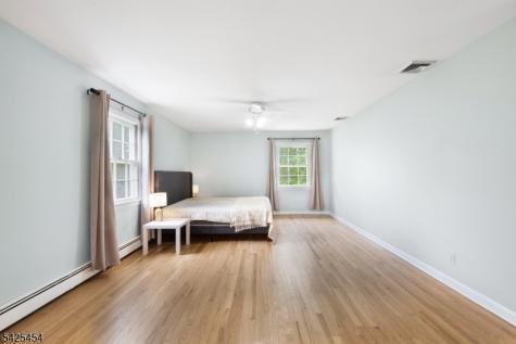 13 Cherry Lane Mendham NJ 07945