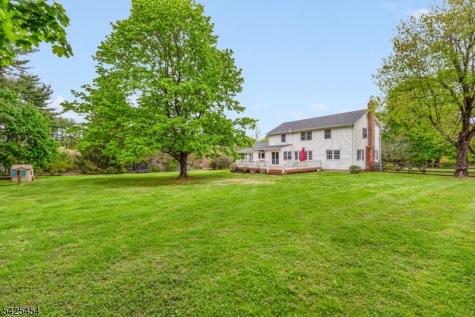 13 Cherry Lane Mendham NJ 07945