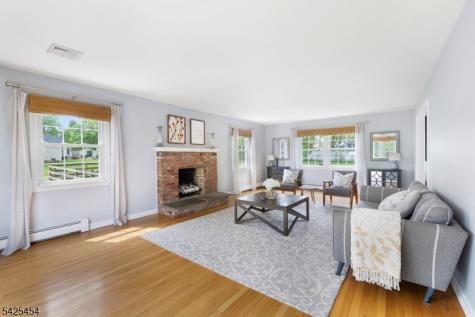 13 Cherry Lane Mendham NJ 07945
