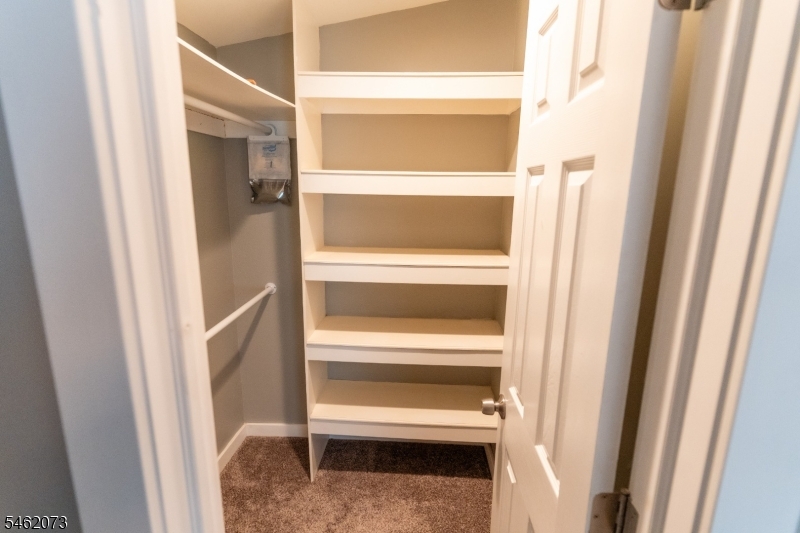 6 Oak Lane Hardyston NJ 07460