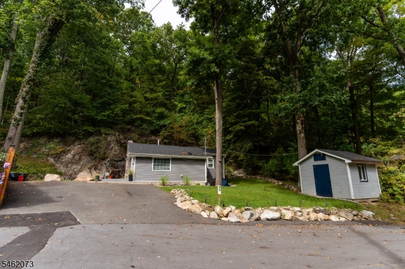 6 Oak Lane Hardyston NJ 07460