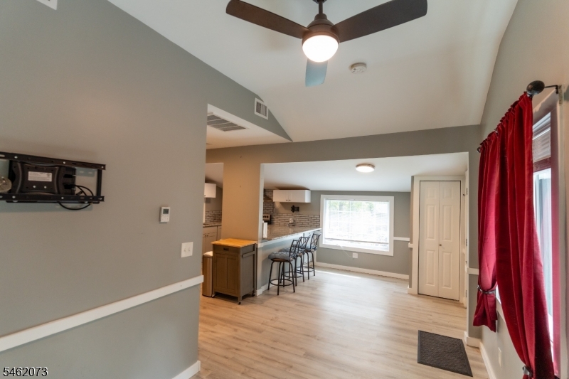 6 Oak Lane Hardyston NJ 07460
