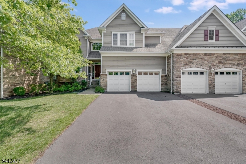 21 Whitbay Drive West Orange NJ 07052