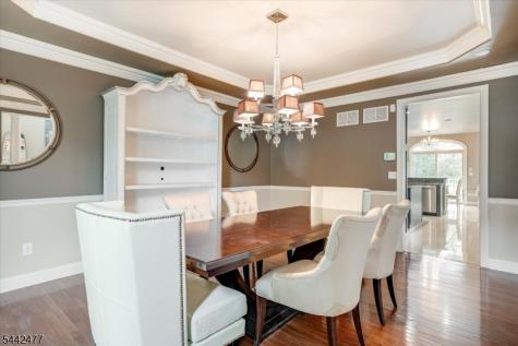 21 Whitbay Drive West Orange NJ 07052