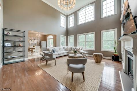 21 Whitbay Drive West Orange NJ 07052