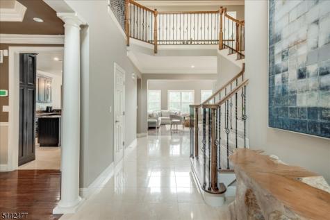 21 Whitbay Drive West Orange NJ 07052
