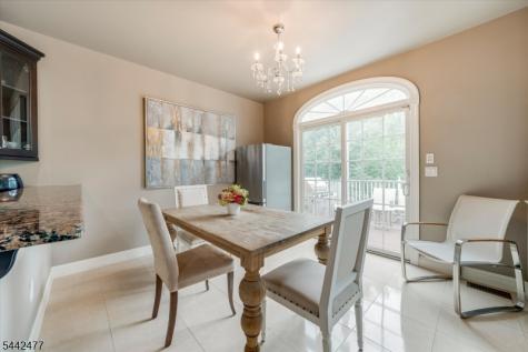 21 Whitbay Drive West Orange NJ 07052