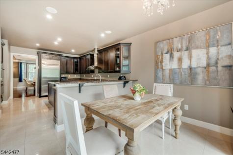 21 Whitbay Drive West Orange NJ 07052