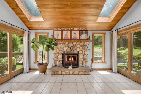 4 Skytop Drive Denville NJ 07834