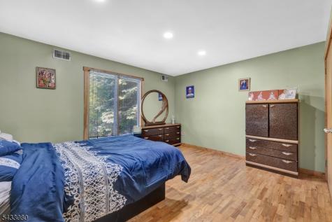 4 Skytop Drive Denville NJ 07834