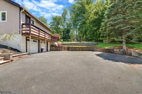 4 Skytop Drive Denville NJ 07834