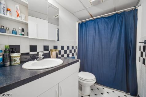 231 Exeter Way Hillside NJ 07205