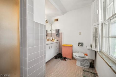 231 Exeter Way Hillside NJ 07205