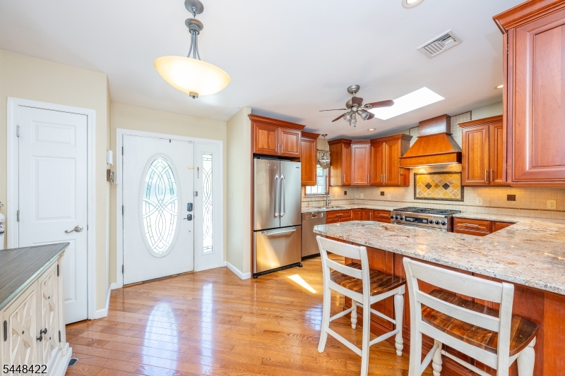38 Oneida Avenue Hopatcong NJ 07843