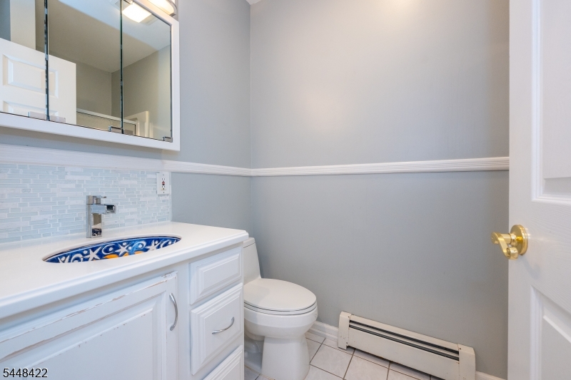 38 Oneida Avenue Hopatcong NJ 07843
