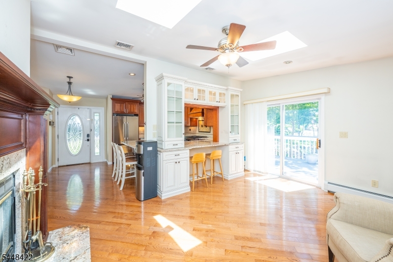 38 Oneida Avenue Hopatcong NJ 07843