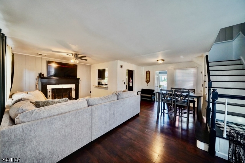 17 Orchard Street Pompton Lakes NJ 07442