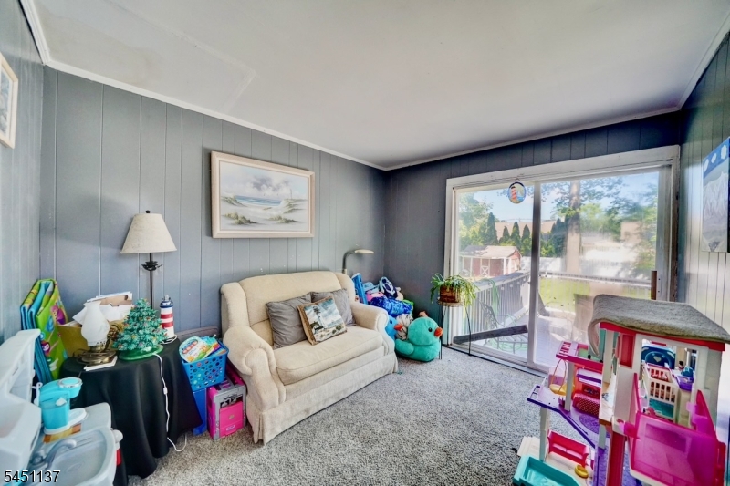 17 Orchard Street Pompton Lakes NJ 07442