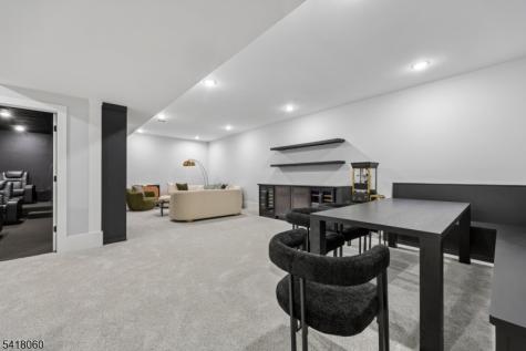 424 E Ridgewood Avenue Paramus NJ 07652