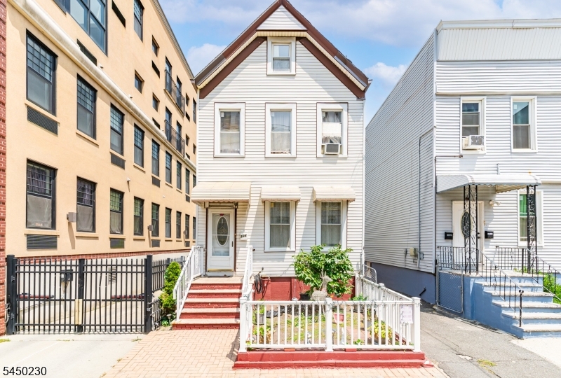 186 Culver Avenue Jersey City NJ 07305