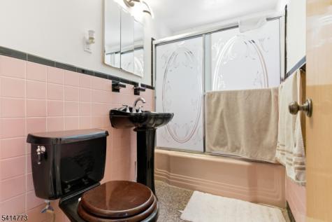 22 Schuyler Avenue Kearny NJ 07032