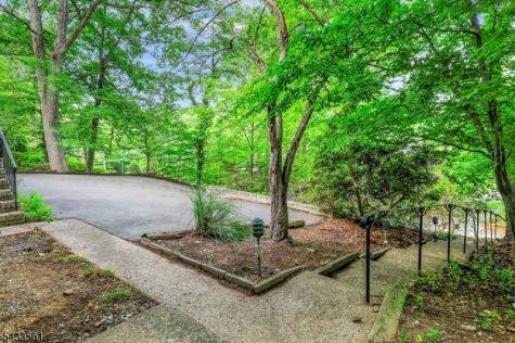 297 Pines Lake Drive E Wayne NJ 07470