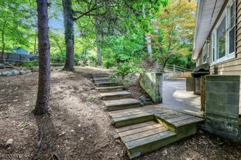 297 Pines Lake Drive E Wayne NJ 07470