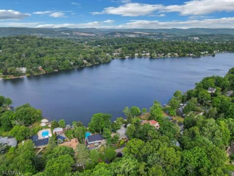 297 Pines Lake Drive E Wayne NJ 07470