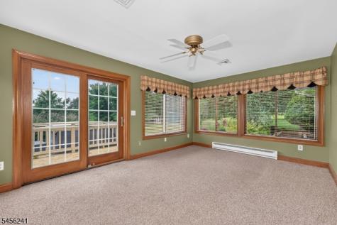 8 Meadowlark Way East Amwell NJ 08551