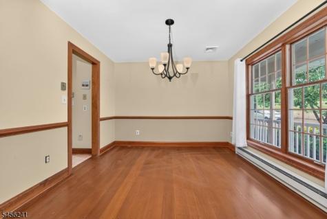 8 Meadowlark Way East Amwell NJ 08551