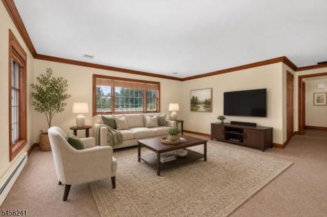 8 Meadowlark Way East Amwell NJ 08551