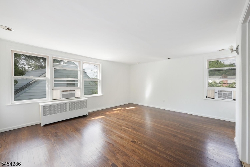 2106 Kay Avenue Union NJ 07083