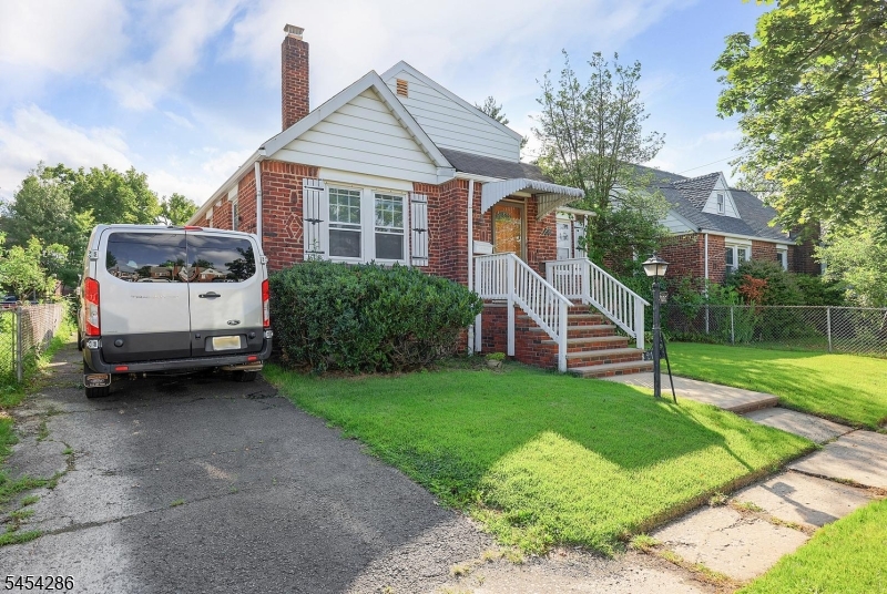 2106 Kay Avenue Union NJ 07083