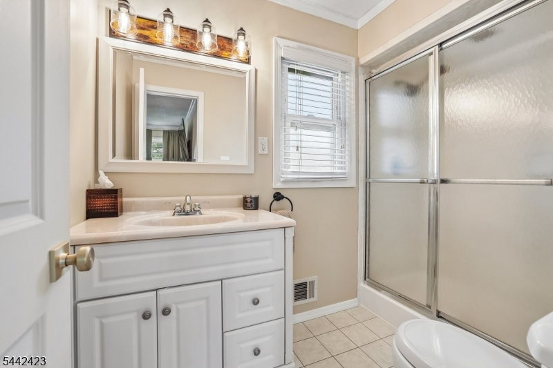 80 Easton Avenue Spotswood NJ 08884
