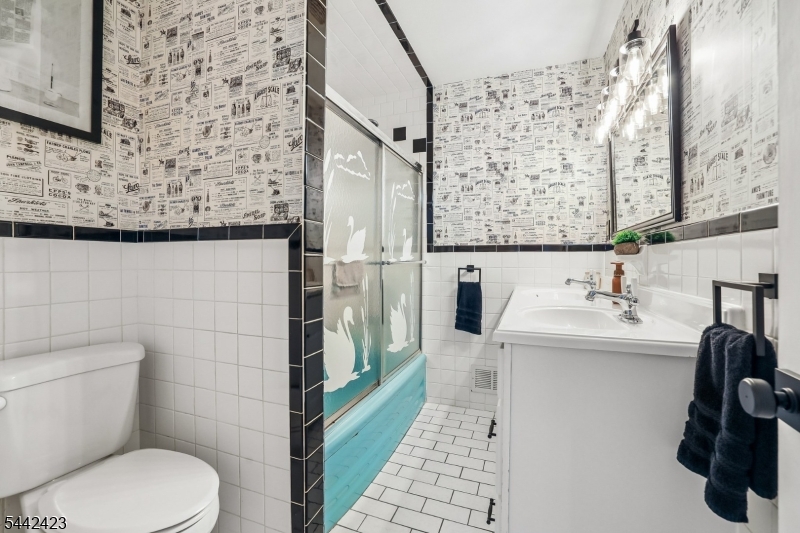 80 Easton Avenue Spotswood NJ 08884